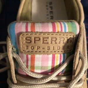 Sperry Top Sider “intrepid” girls size 4